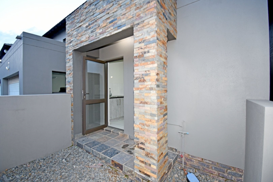 3 Bedroom Property for Sale in Eikenhof Gauteng