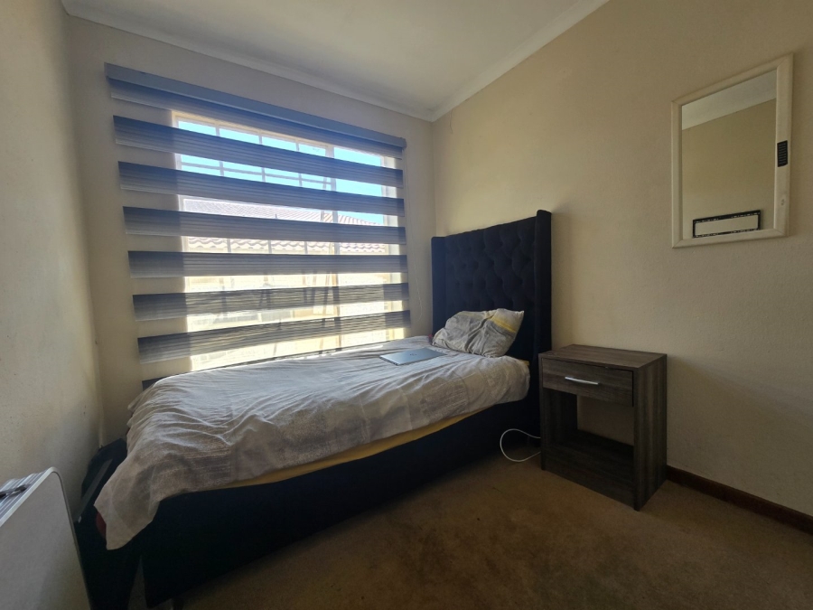 3 Bedroom Property for Sale in Carenvale Gauteng