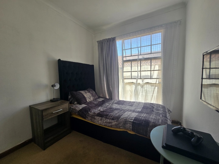 3 Bedroom Property for Sale in Carenvale Gauteng