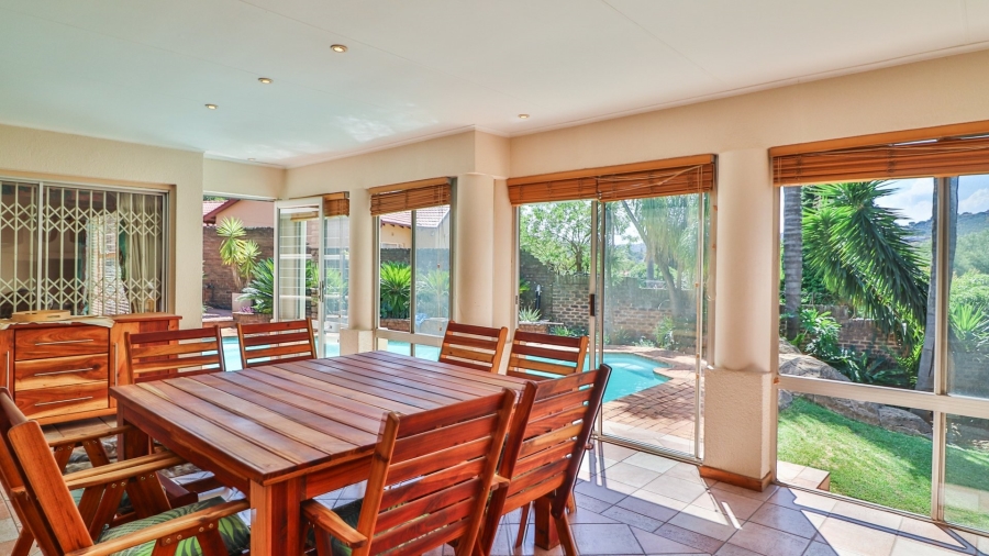 4 Bedroom Property for Sale in Helderkruin Gauteng