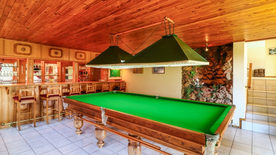 4 Bedroom Property for Sale in Helderkruin Gauteng