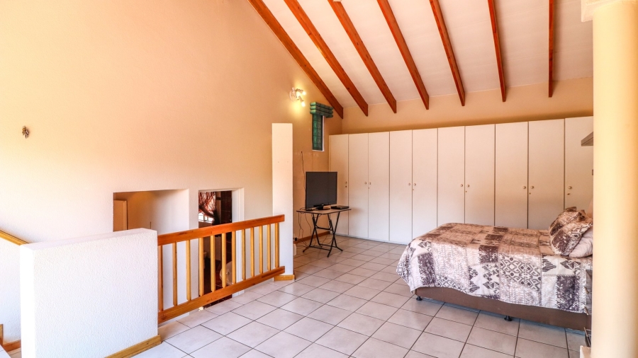 4 Bedroom Property for Sale in Helderkruin Gauteng