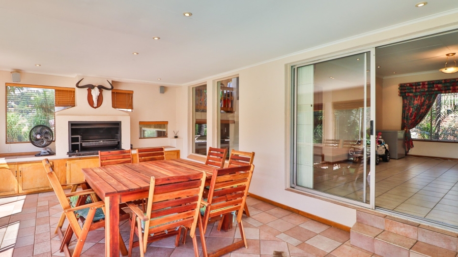 4 Bedroom Property for Sale in Helderkruin Gauteng