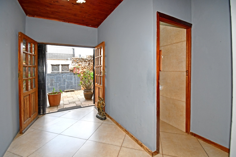 4 Bedroom Property for Sale in Heuningklip Gauteng