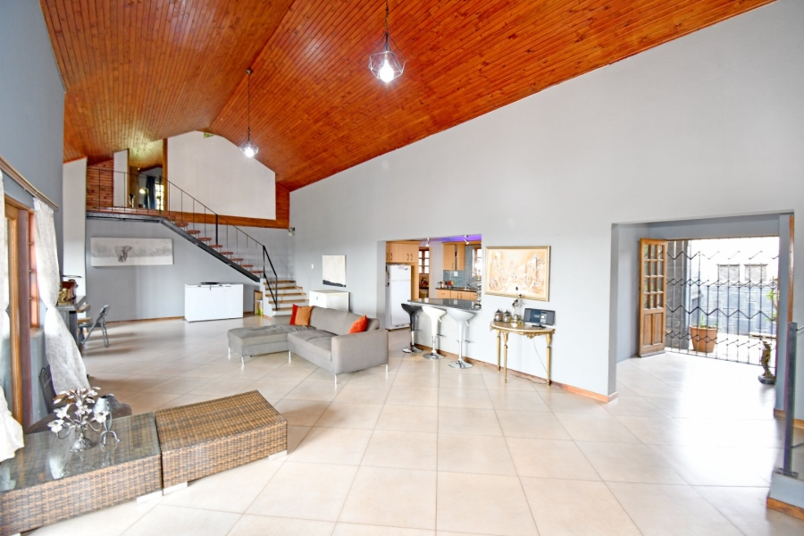 4 Bedroom Property for Sale in Heuningklip Gauteng