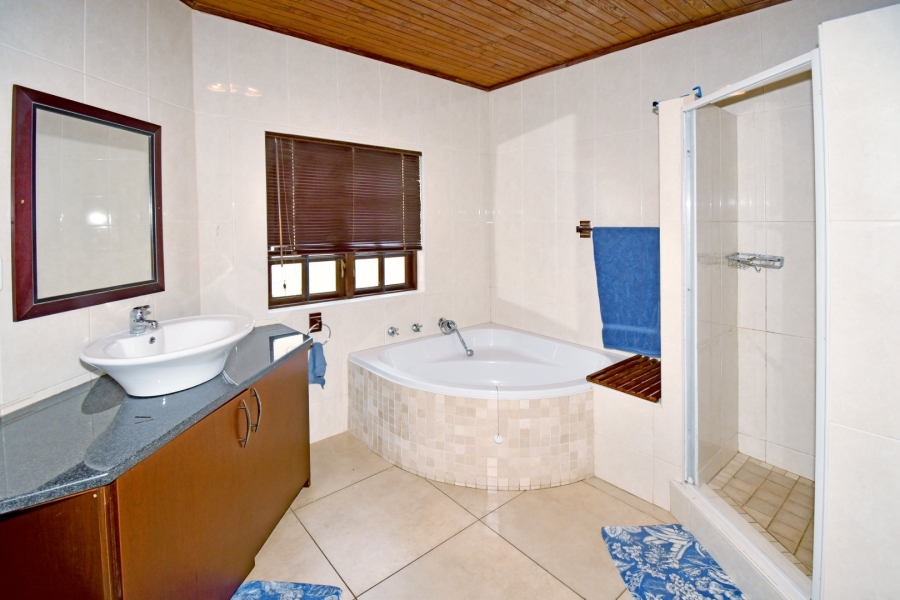 4 Bedroom Property for Sale in Heuningklip Gauteng