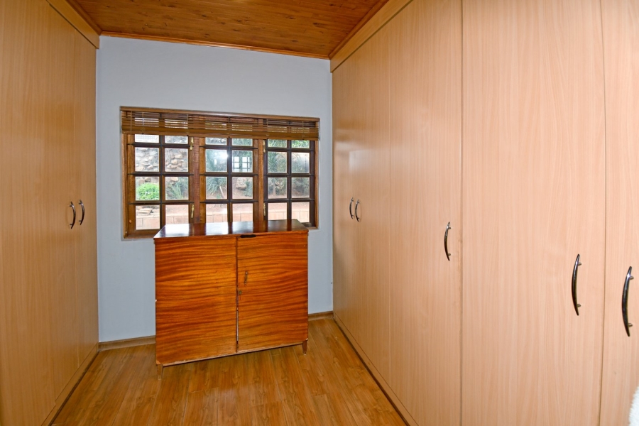 4 Bedroom Property for Sale in Heuningklip Gauteng