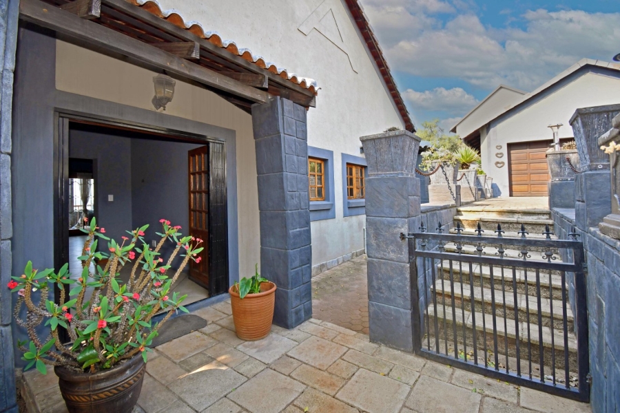 4 Bedroom Property for Sale in Heuningklip Gauteng