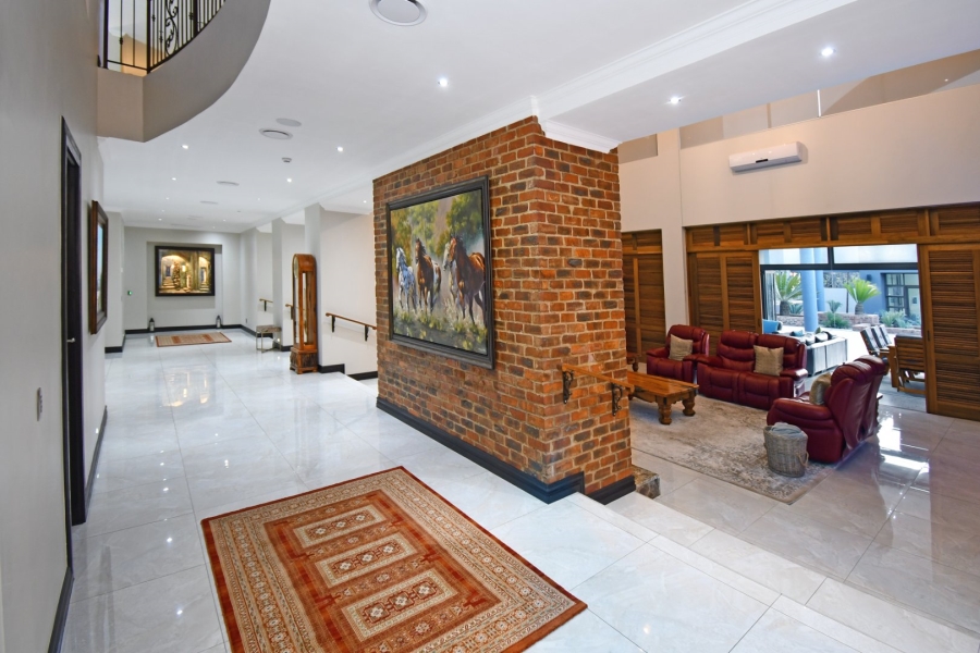 5 Bedroom Property for Sale in Poortview Gauteng