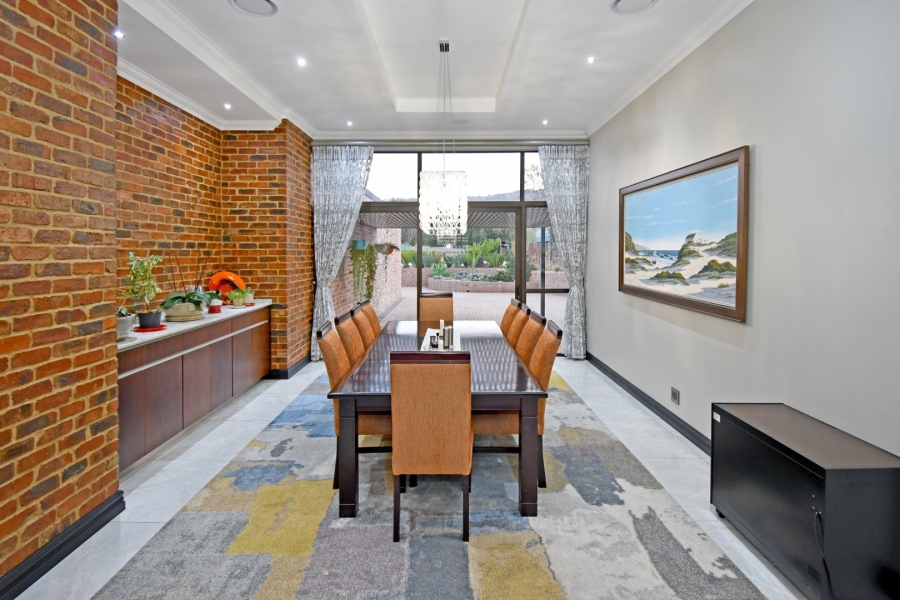 5 Bedroom Property for Sale in Poortview Gauteng
