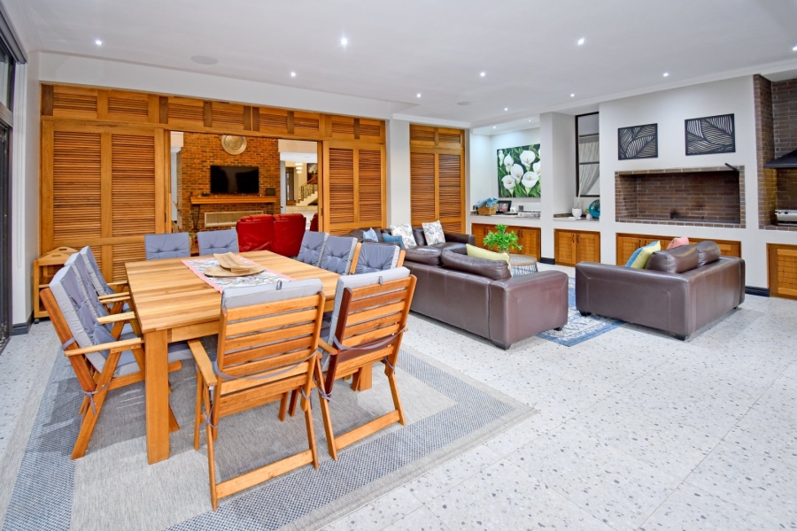5 Bedroom Property for Sale in Poortview Gauteng