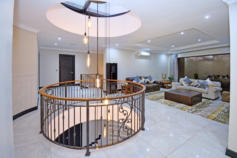 5 Bedroom Property for Sale in Poortview Gauteng