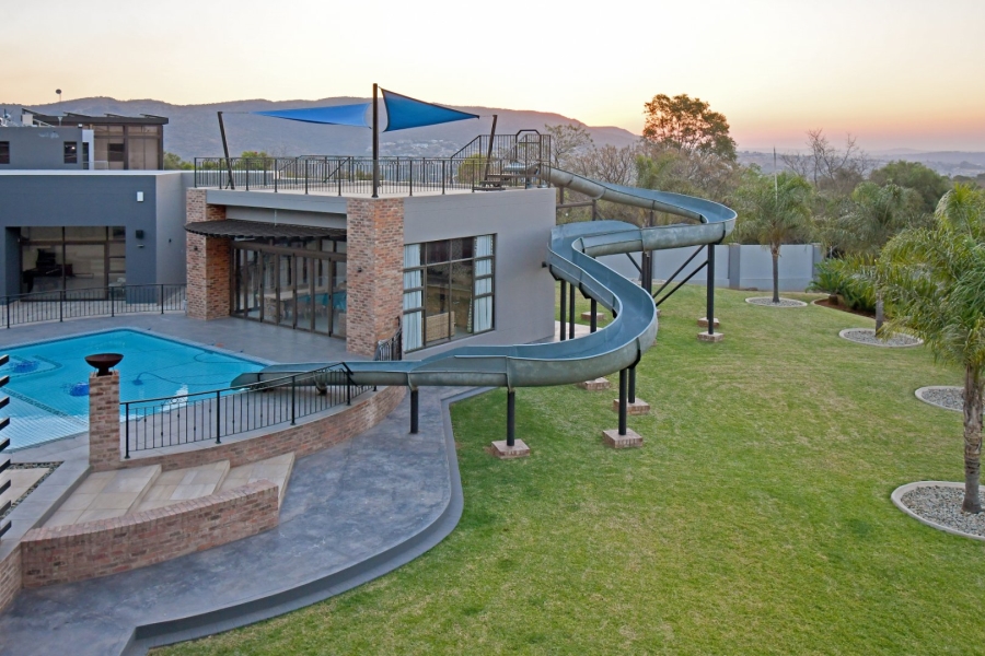 5 Bedroom Property for Sale in Poortview Gauteng