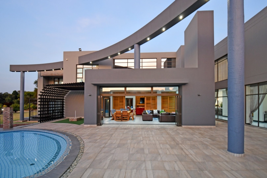5 Bedroom Property for Sale in Poortview Gauteng