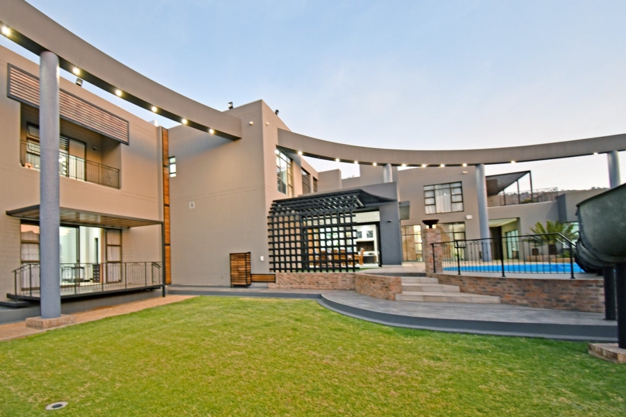 5 Bedroom Property for Sale in Poortview Gauteng