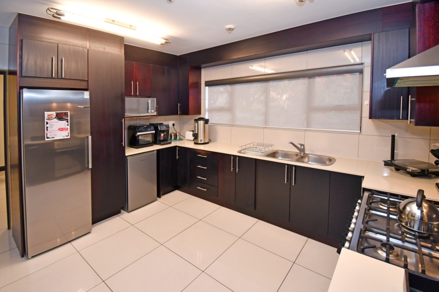 5 Bedroom Property for Sale in Poortview Gauteng