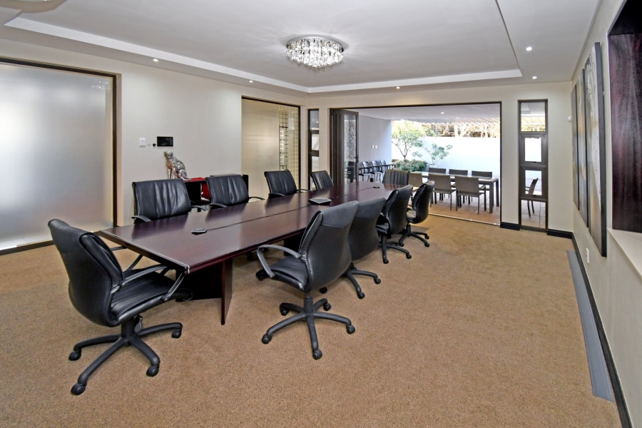 5 Bedroom Property for Sale in Poortview Gauteng