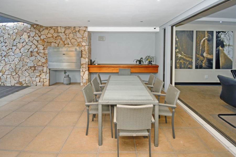 5 Bedroom Property for Sale in Poortview Gauteng