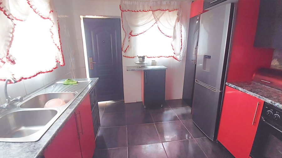 4 Bedroom Property for Sale in Orange Farm Gauteng