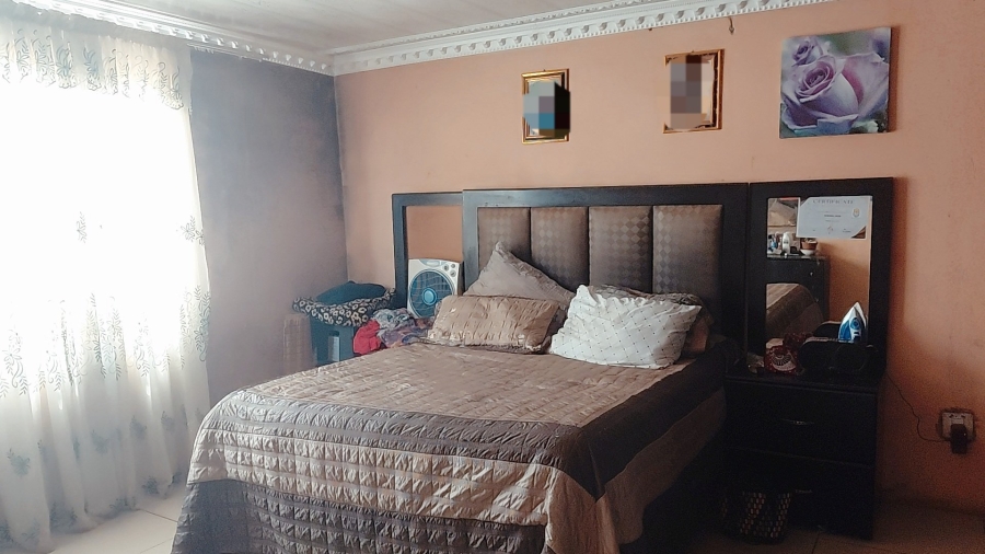 4 Bedroom Property for Sale in Orange Farm Gauteng