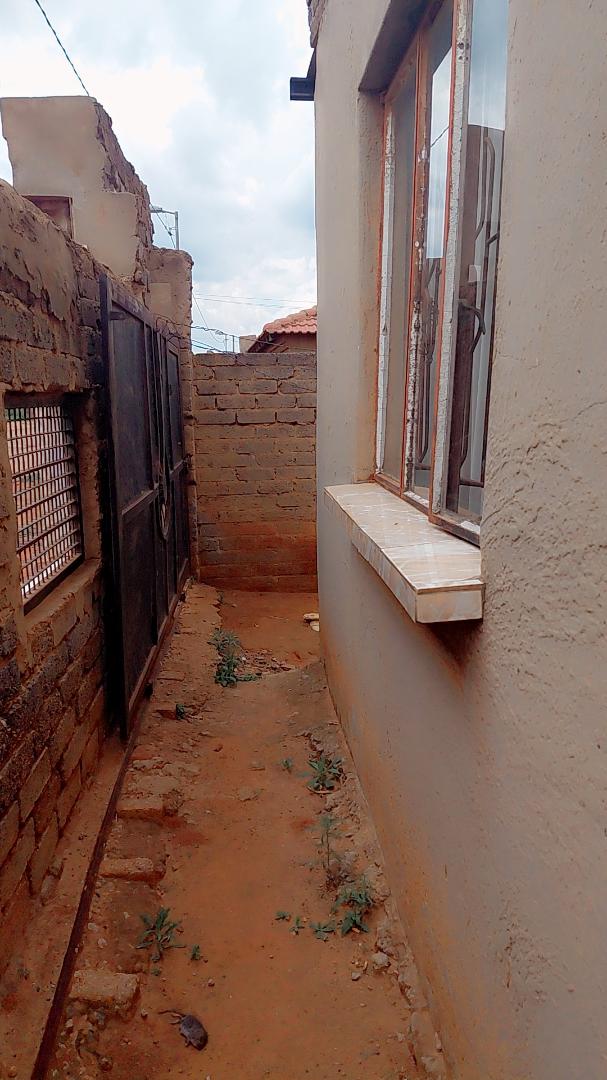 4 Bedroom Property for Sale in Orange Farm Gauteng