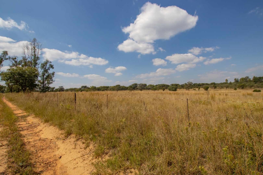 Commercial Property for Sale in De Tweedespruit Gauteng