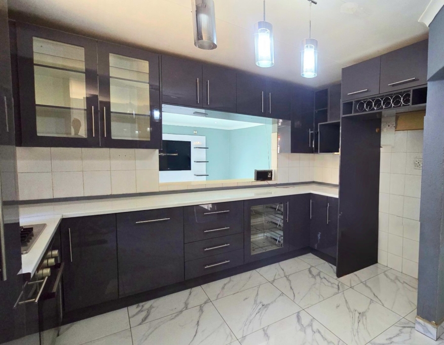 3 Bedroom Property for Sale in Silverton Gauteng
