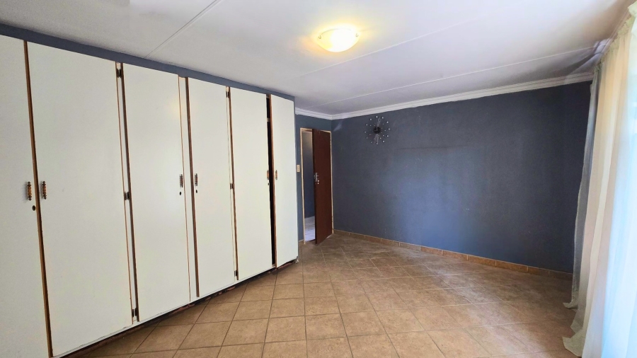 3 Bedroom Property for Sale in Silverton Gauteng