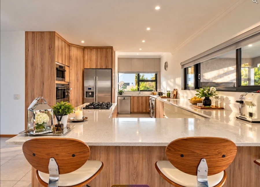 4 Bedroom Property for Sale in Eye of Africa Gauteng