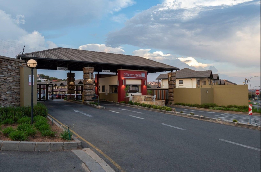 2 Bedroom Property for Sale in Oakdene Gauteng