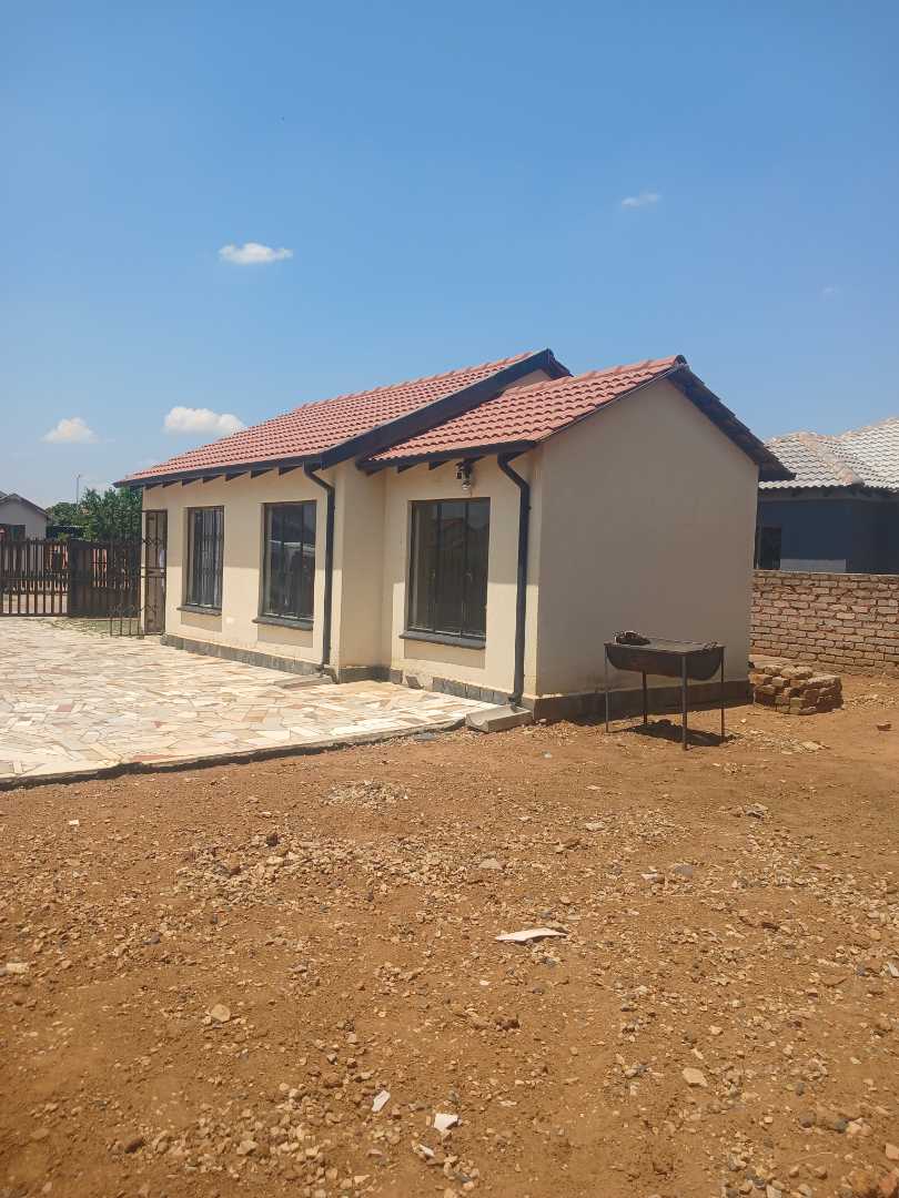 To Let 2 Bedroom Property for Rent in Nkwe Estate Gauteng