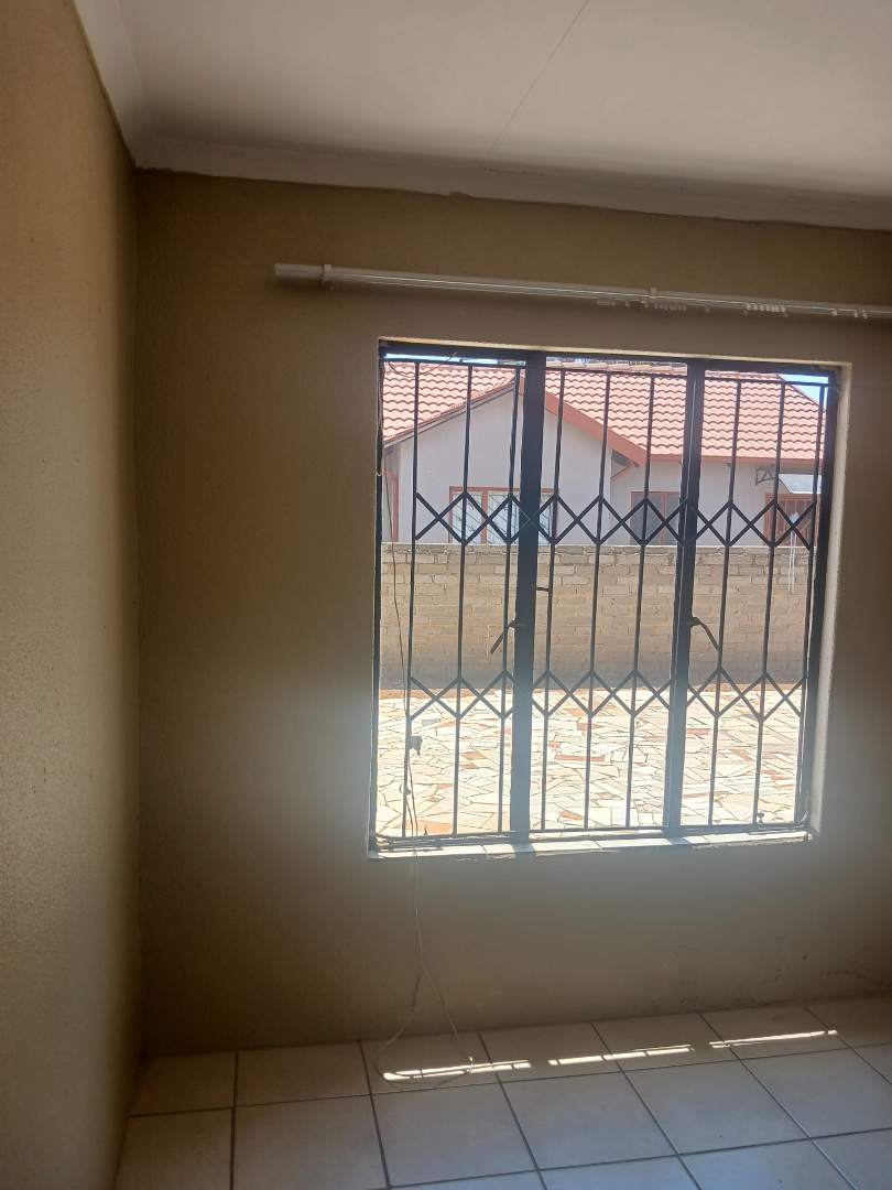 To Let 2 Bedroom Property for Rent in Nkwe Estate Gauteng