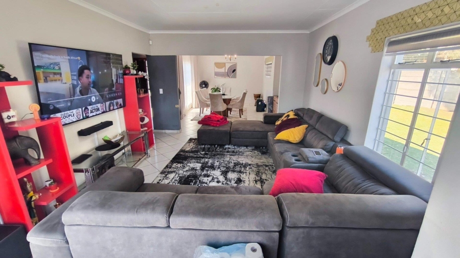 3 Bedroom Property for Sale in Brackenhurst Gauteng