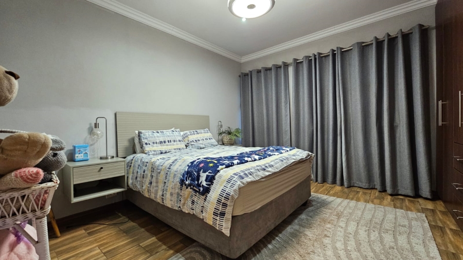 4 Bedroom Property for Sale in Zwavelpoort Gauteng