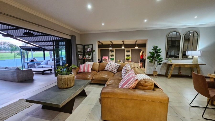 4 Bedroom Property for Sale in Zwavelpoort Gauteng