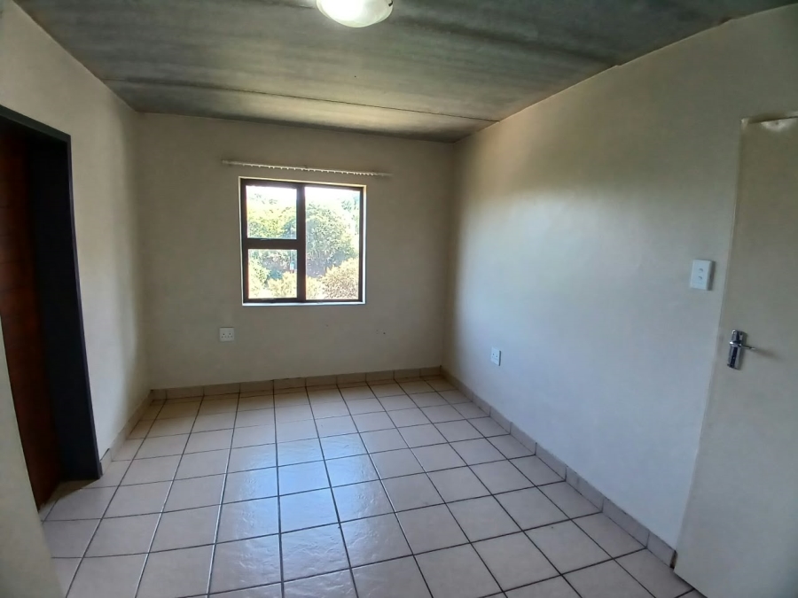 To Let 1 Bedroom Property for Rent in Die Hoewes Gauteng