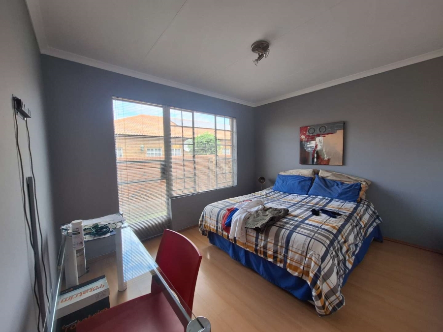 2 Bedroom Property for Sale in Jansenpark Gauteng