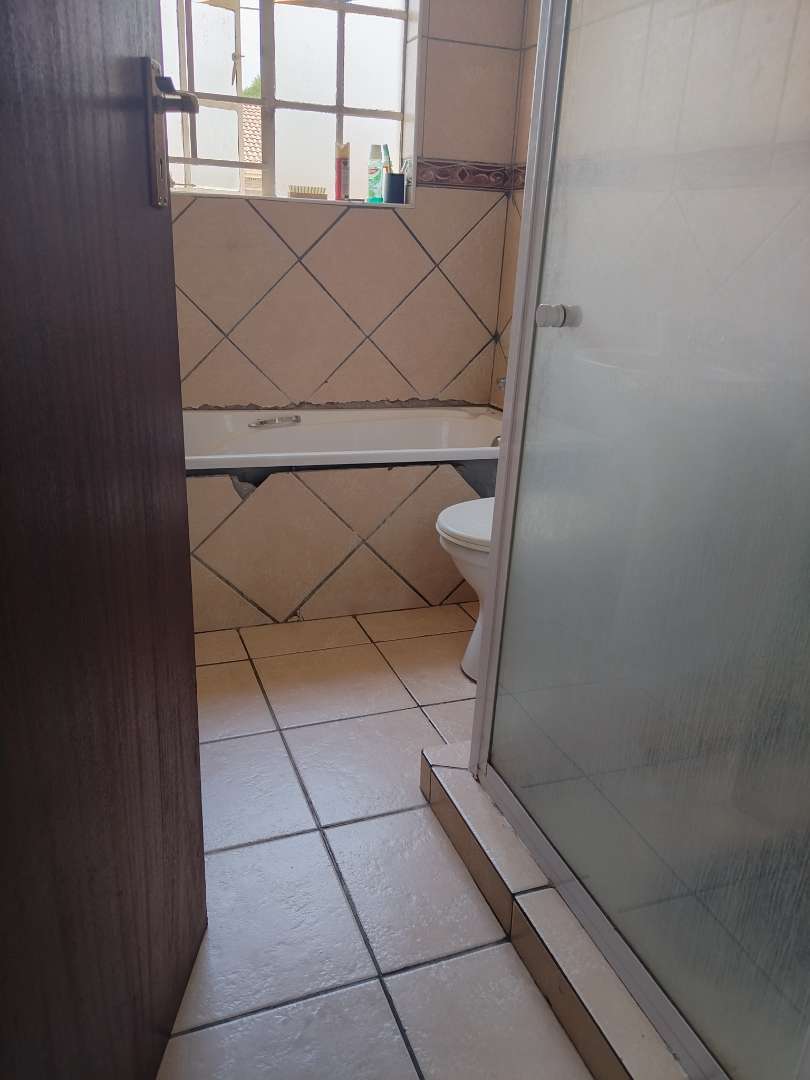 2 Bedroom Property for Sale in Visagie Park Gauteng