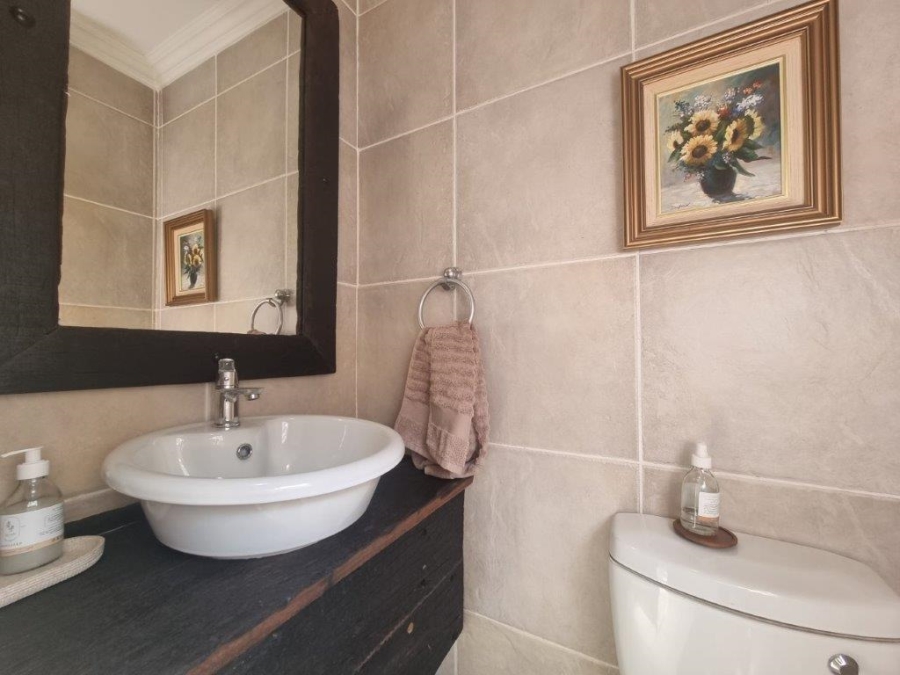 3 Bedroom Property for Sale in Faerie Glen Gauteng