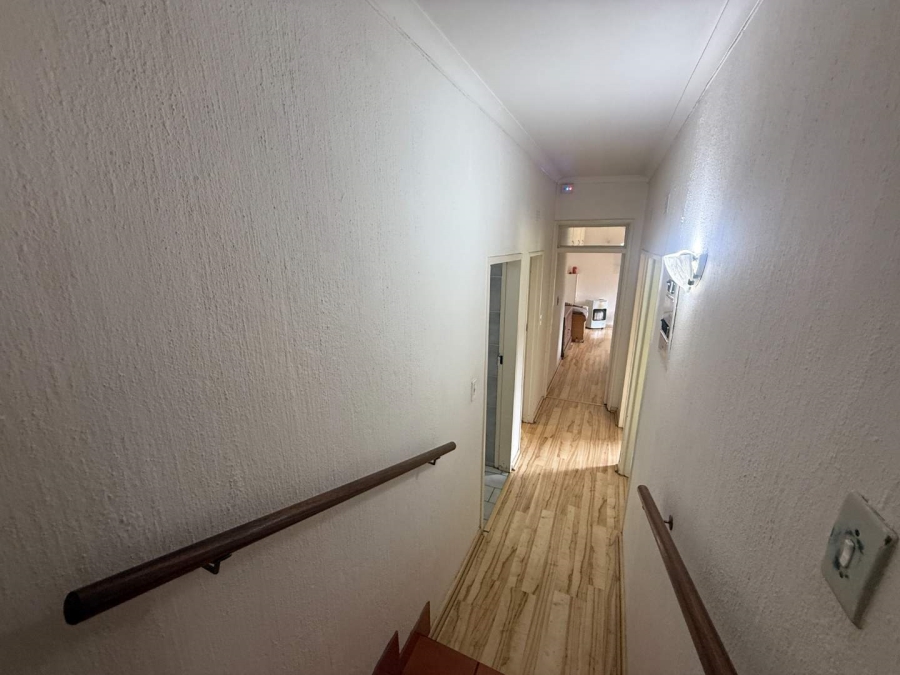 3 Bedroom Property for Sale in Kloofendal Gauteng