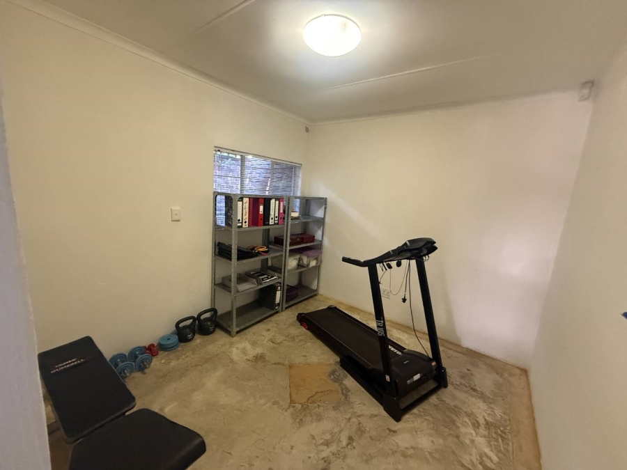 3 Bedroom Property for Sale in Kloofendal Gauteng