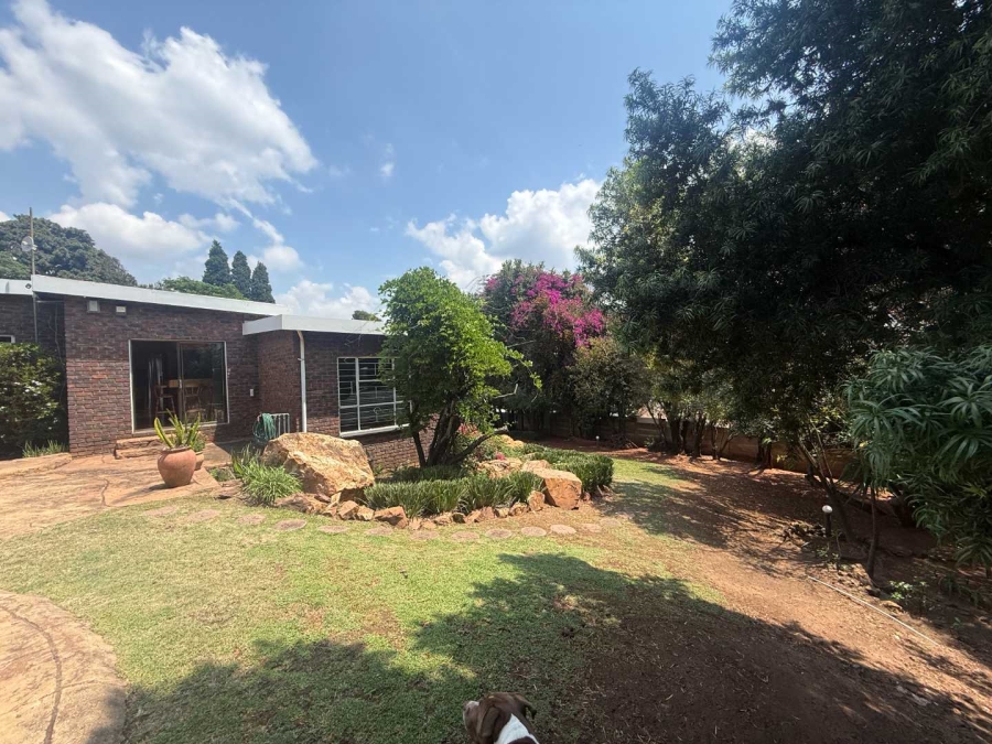 3 Bedroom Property for Sale in Kloofendal Gauteng