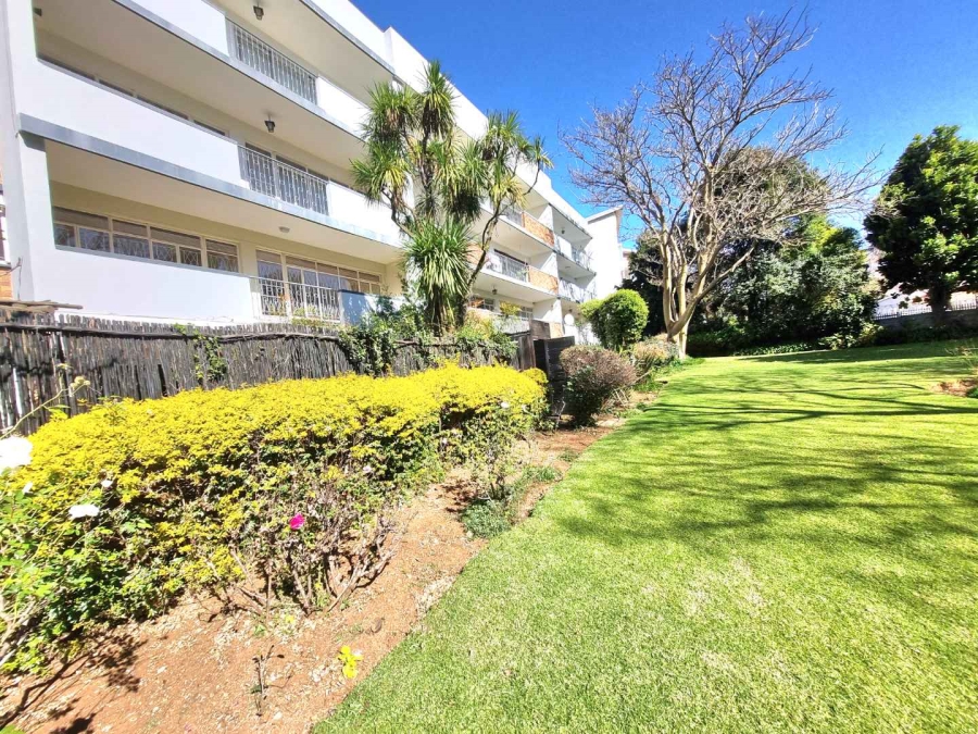 2 Bedroom Property for Sale in Illovo Gauteng