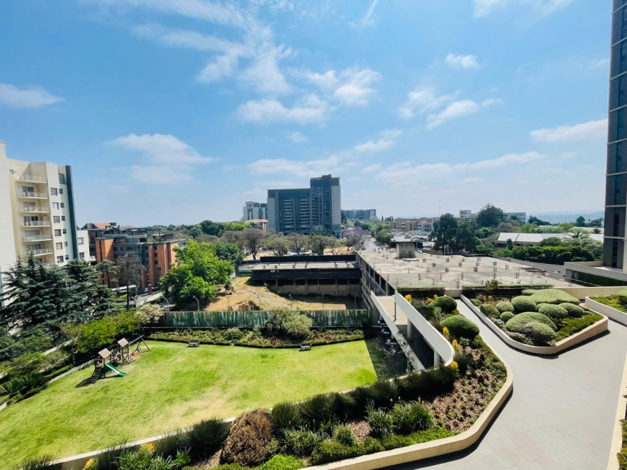 To Let 2 Bedroom Property for Rent in Morningside Gauteng