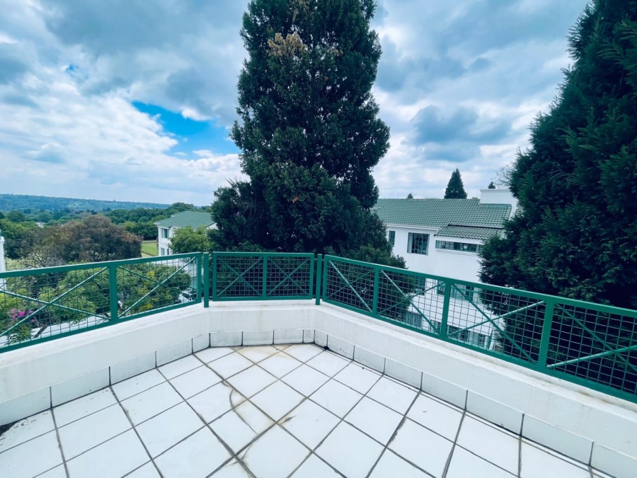 To Let 2 Bedroom Property for Rent in Dunkeld West Gauteng