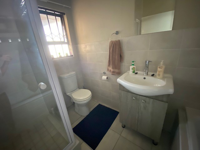 3 Bedroom Property for Sale in Barbeque Downs Gauteng