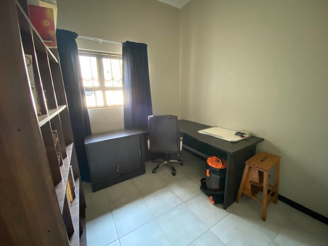 3 Bedroom Property for Sale in Barbeque Downs Gauteng