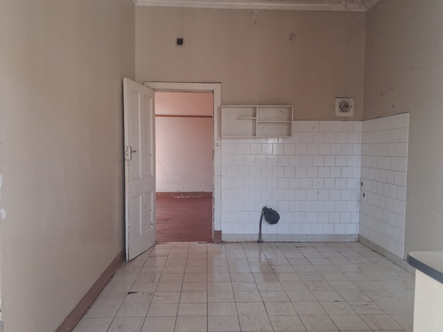 6 Bedroom Property for Sale in Bellevue Gauteng