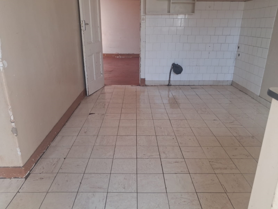 6 Bedroom Property for Sale in Bellevue Gauteng