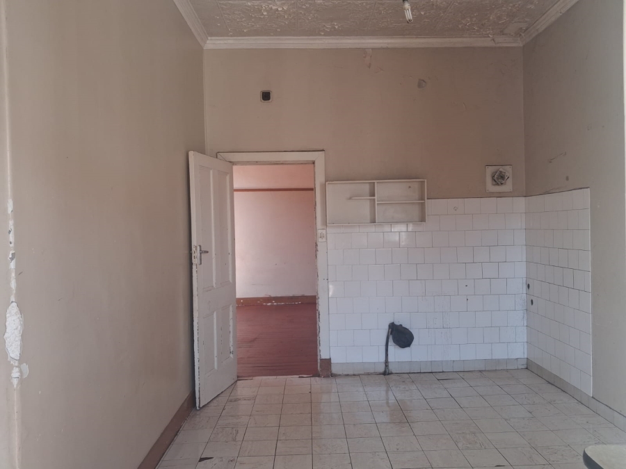 6 Bedroom Property for Sale in Bellevue Gauteng